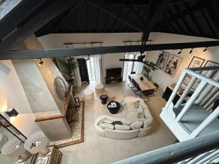 Royal Barn Loft - 7