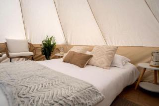 Romantic Retreat: Luxury Glamping in Northern Bruce Peninsula, Canada for Unforgettable Escapes - 8