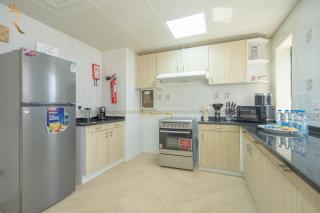 Coastal Luxury 4BR Apartment with Private Balcony - 8