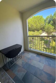 2 pièces dans résidence avec piscine proche centre ville Frejus - 5