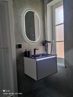 Theo House One - 6