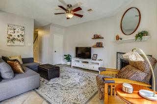 Bike and Explore Family Home in The Woodlands! - 0