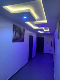 Cbox Lodge & Lounge - 1