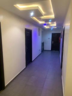 Cbox Lodge & Lounge - 0