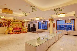 FabHotel Moonlight & Banquets - 7
