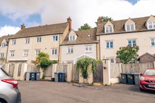 Beautiful 3 Bedroom Home in Chipping Norton - 0