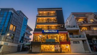 FabExpress Dream Living - New Delhi - 0