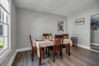 Bangalow 2B 1 BA - Minutes from 5 Points - 9