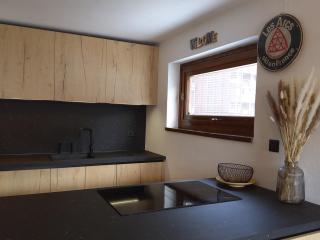 Appartement 3 pièces cabine 8 pers à Arc 1600, proche pistes et commerces - FR-1-411-588 - 1