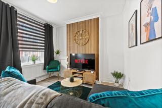 Sophisticated 2 bed in Doncaster sleeps 6! - 0