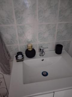 Studio meublé Netflix Wi-Fi - 5