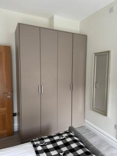 Unit 3 Modern Self Contained Apartment - 4