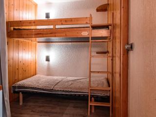 2 pièces, proche pistes et commerces, 6 pers., balcon, animaux admis - FR-1-411-264 - 1