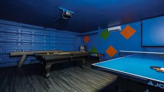 8k SQ FT Villa Heated Pool Game Room Jacuzzi - 7