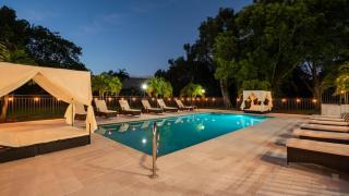 8k SQ FT Villa Heated Pool Game Room Jacuzzi - 5