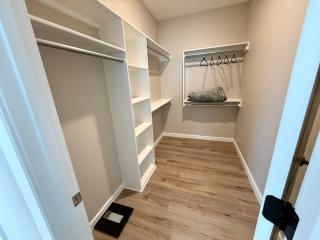 Cozy Modern Haven with Fireplace and Open Kitchen - 1