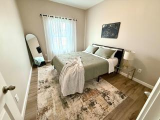 Cozy Modern Haven with Fireplace and Open Kitchen - 6