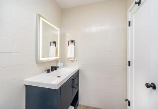 Rest & Explore Miami's Best - Unit C - 5