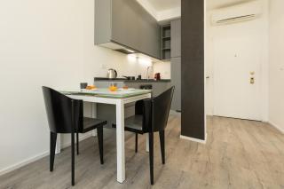 Risorgimento Chic Escape 8 Minutes from the Duomo - 0
