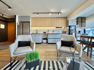 Moderno depto 2B y 2D en el corazón de Las Condes - 1