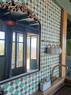 Cyclades hidden gem retreat with outdoor bathtub - 2