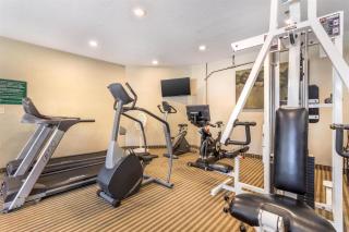 Best Western Plus Valdosta Hotel & Suites - 1
