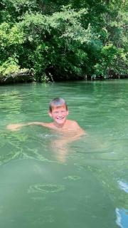 Aquatic Retreat: Waterfront Tented Cabin with Full Amenities for Water Lovers in Cibolo, TX - 8