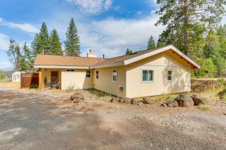 Outdoor Adventure Haven - 15 Mi to Mount Shasta! - 8