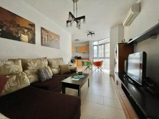 a 400m Plaza Nogalera Torremolinos 2 Dorm 4 pax - 0