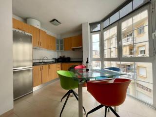 a 400m Plaza Nogalera Torremolinos 2 Dorm 4 pax - 8