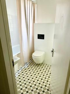 Studio flat in central London - 4