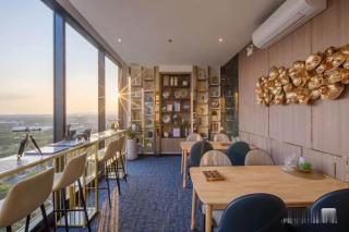 Astra Sky River Luxury 97 sqm 3 bedroom suite on Changkang Road - 4