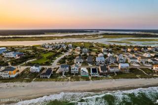 Sunny Second Row Beach and BIG views - 7