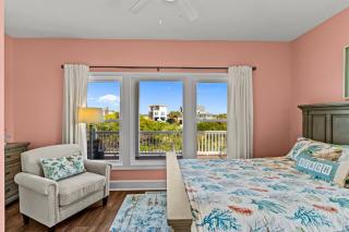 Sunny Second Row Beach and BIG views - 2