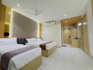 Travinities Hotel Avni Palace - 3