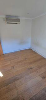 Comfy Apartments in Queensway - 4