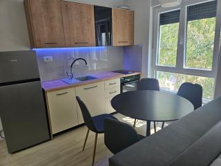 Providenca Studio Apartment with Free Parking - 1