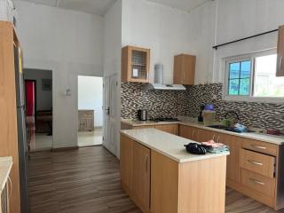 Cape Coast Private Home - 4