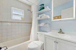 Updated condo in oceanfront building with private beach access - near dining - 1