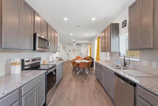 San Antonio Stay Near Lackland Sea World Spacious - 7