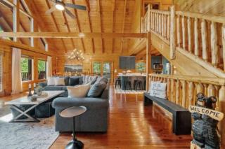 Rustic Cove Views Hot Tub Theater Game Room - 2