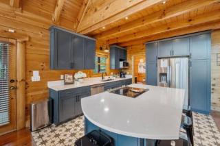 Rustic Cove Views Hot Tub Theater Game Room - 7