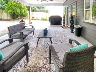 Peaceful Getaway - Patio Nature Custom Showers - 8