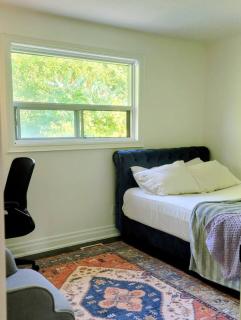 Comfortable Private Room - 0