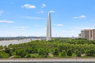 Brick & Bed Riverfront Lofts, H402 - 1