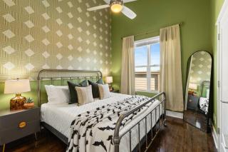 Private Rooftop Near Vanderbilt Only 2 Miles from Downtown - 2