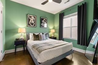 Private Rooftop Near Vanderbilt Only 2 Miles from Downtown - 1