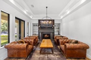 Private Gated 6BR Luxury Estate, Gym, Lake View - 7