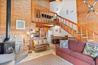 The Pacesetter Best Location on the Mountain - 0