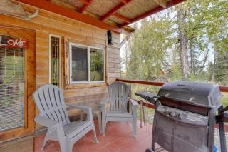 7 Mi to Kenai River Soldotna Cabin with Lake Access - 8